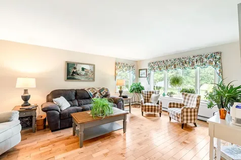 222 Littleworth Road Madbury NH 03823