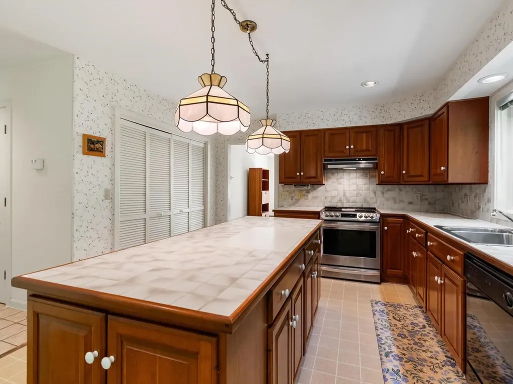 607 Beaver Creek Road Shelburne VT 05482