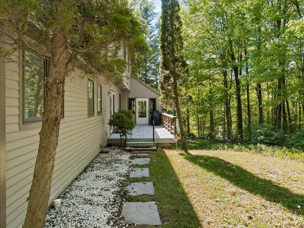607 Beaver Creek Road Shelburne VT 05482