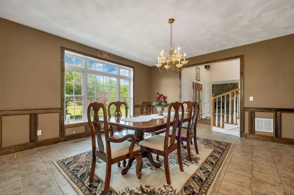 60 Brown Road Hampton Falls NH 03844