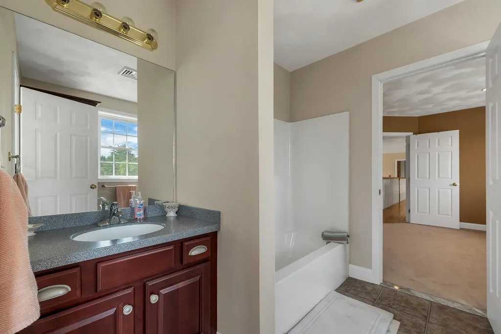 60 Brown Road Hampton Falls NH 03844