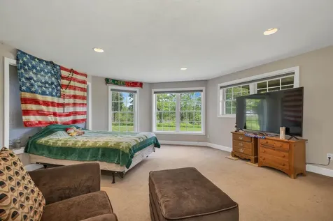 60 Brown Road Hampton Falls NH 03844