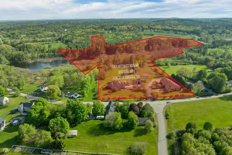 60 Brown Road Hampton Falls NH 03844