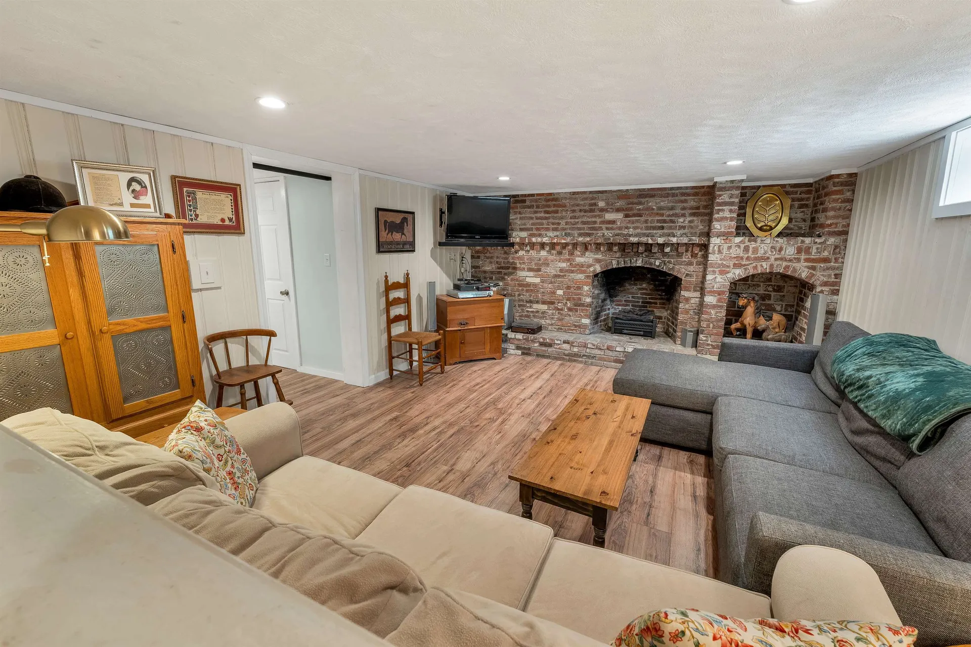 14 Squamscott Road Stratham NH 03885