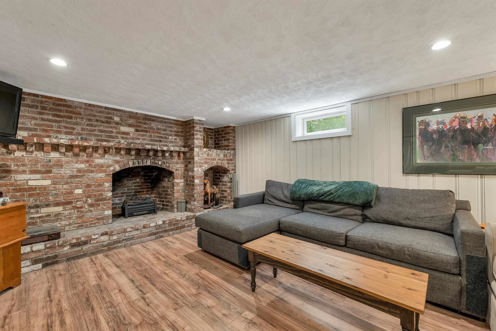 14 Squamscott Road Stratham NH 03885