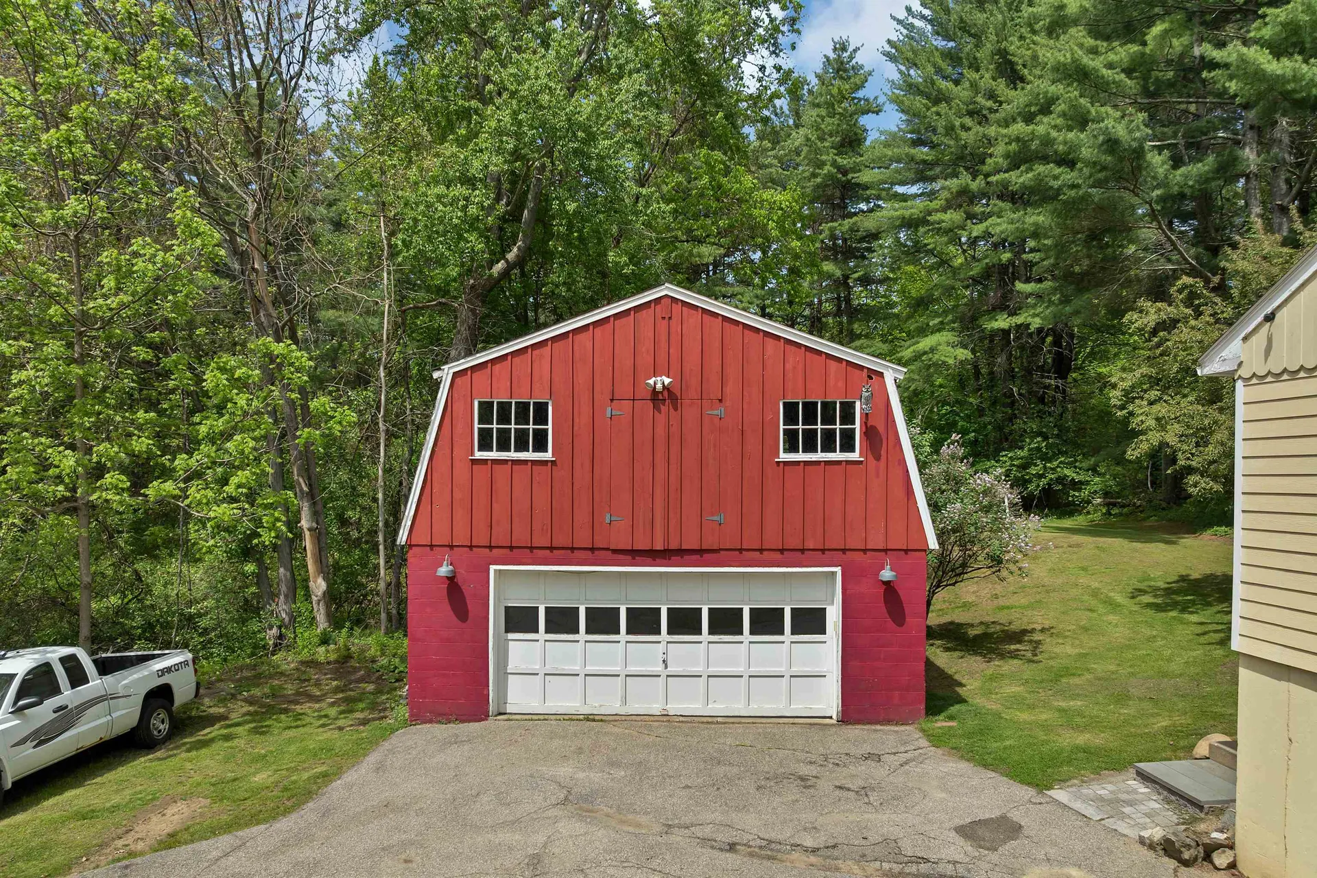 14 Squamscott Road Stratham NH 03885
