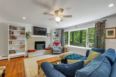 14 Squamscott Road Stratham NH 03885
