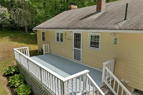 14 Squamscott Road Stratham NH 03885