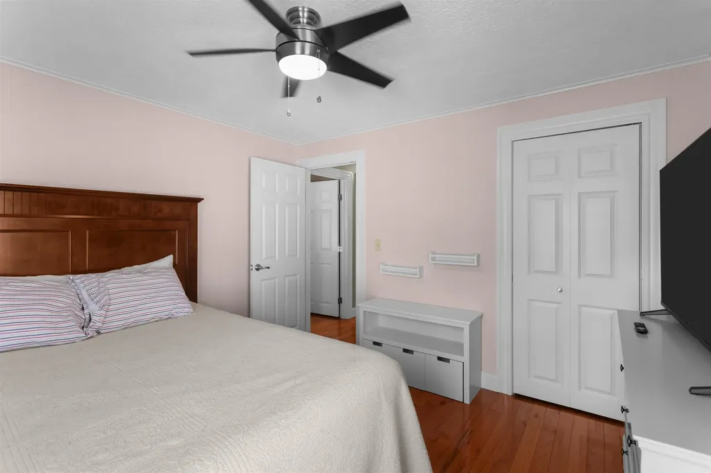 117 Brady Circle Manchester NH 03109