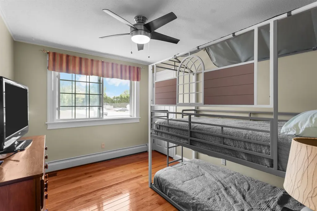 117 Brady Circle Manchester NH 03109