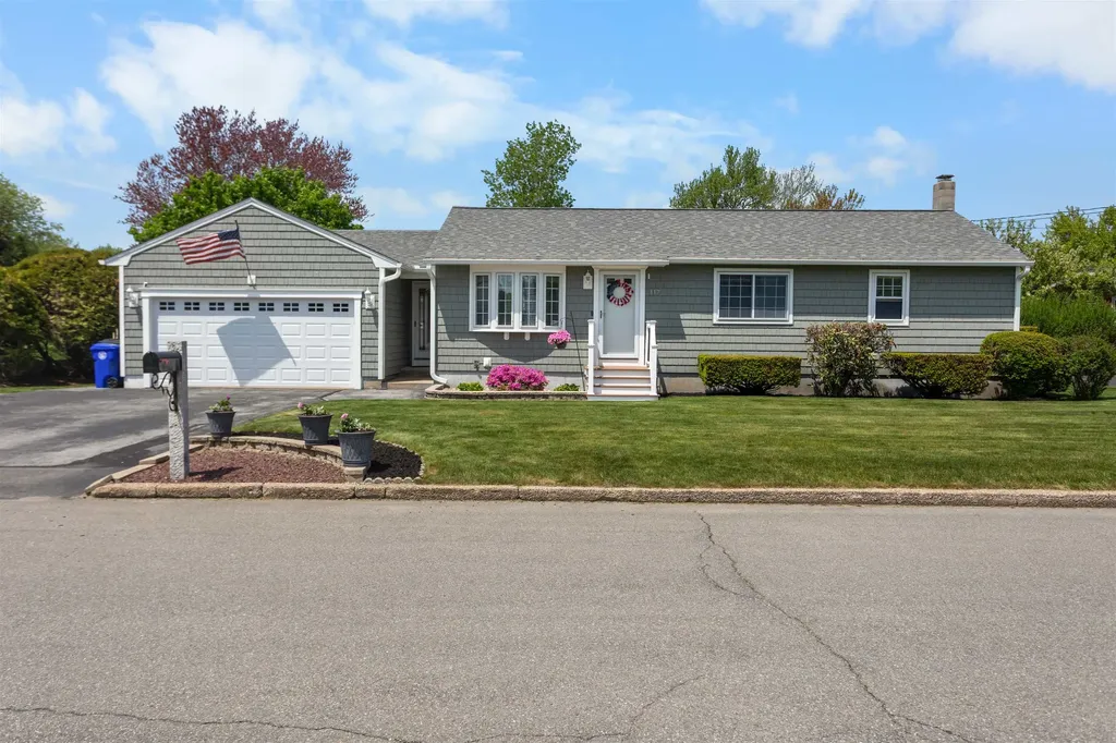 117 Brady Circle Manchester NH 03109