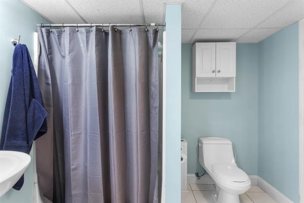 117 Brady Circle Manchester NH 03109