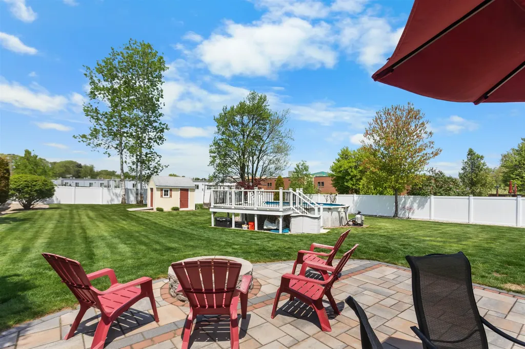 117 Brady Circle Manchester NH 03109