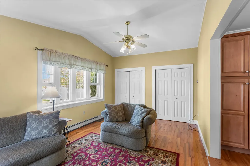 117 Brady Circle Manchester NH 03109