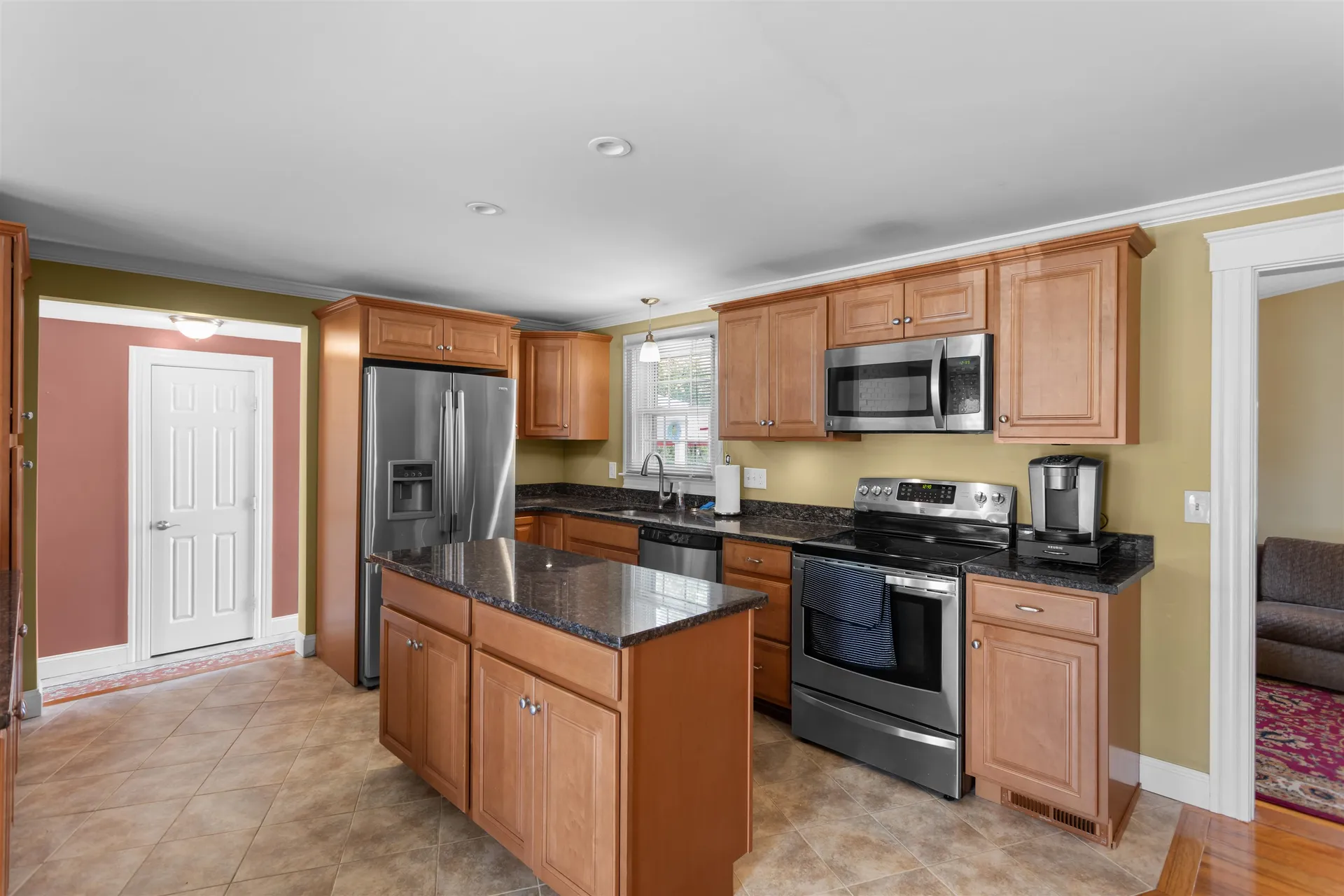 117 Brady Circle Manchester NH 03109