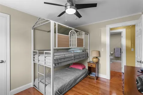 117 Brady Circle Manchester NH 03109