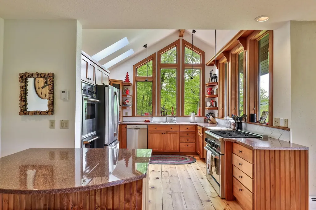 181 Harrier Way Plymouth VT 05056