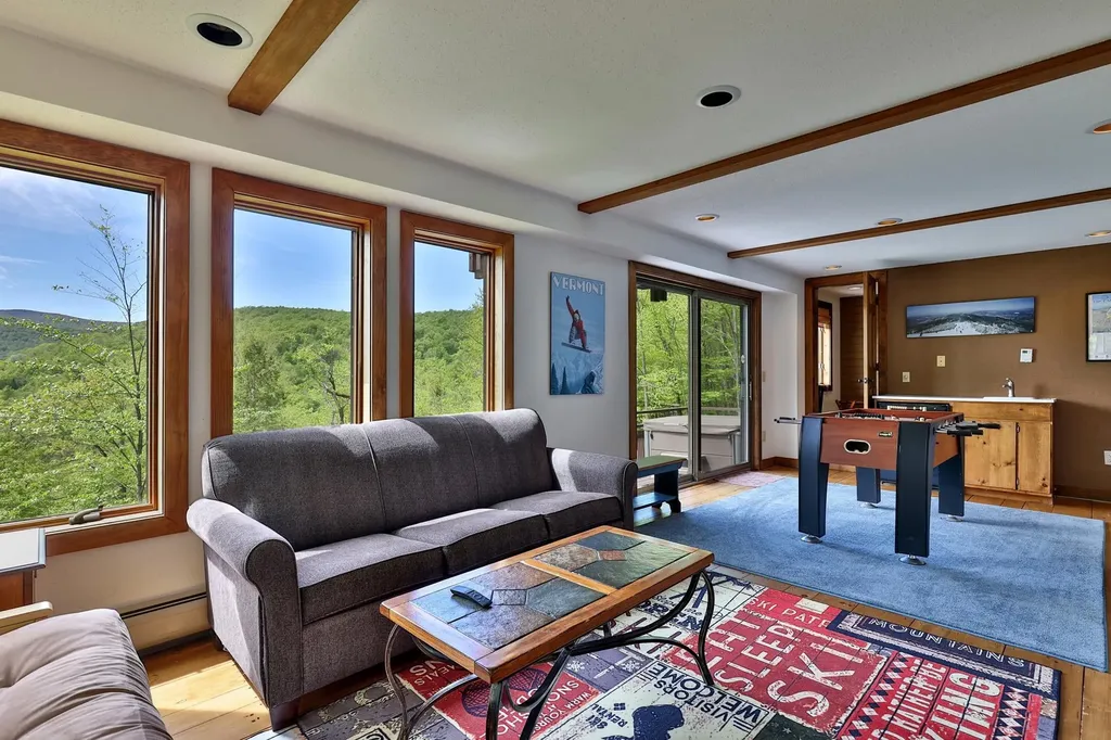 181 Harrier Way Plymouth VT 05056
