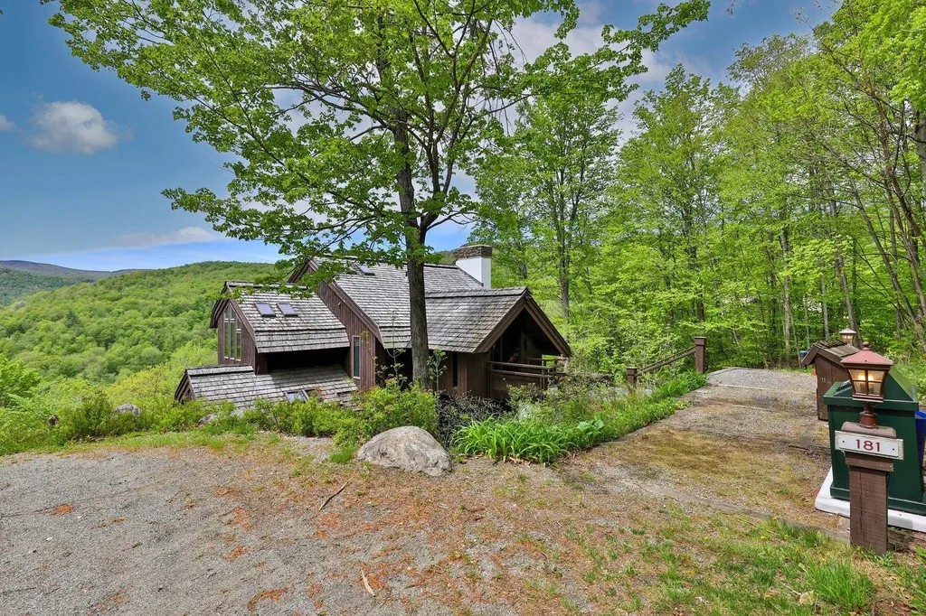 181 Harrier Way Plymouth VT 05056