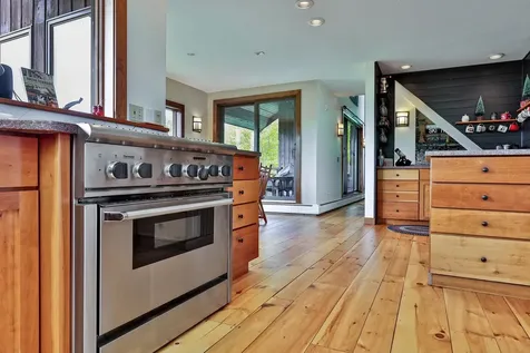 181 Harrier Way Plymouth VT 05056