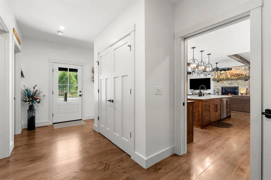 21 Mountain Shadows Road Tuftonboro NH 03816