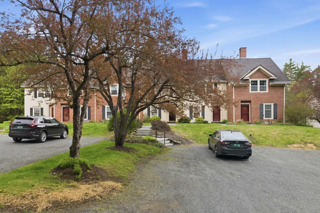 85 Town House Way Woodstock VT 05091