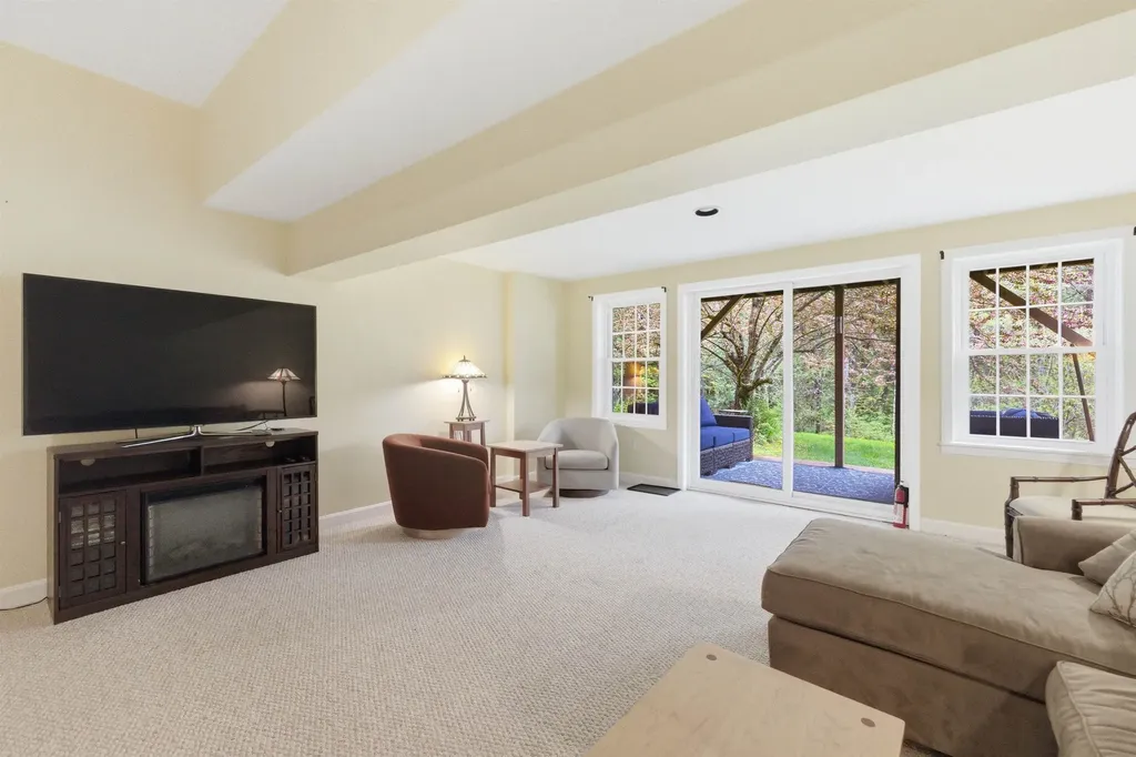 85 Town House Way Woodstock VT 05091