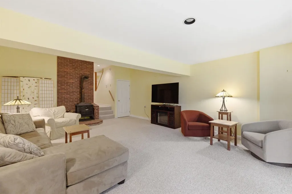 85 Town House Way Woodstock VT 05091