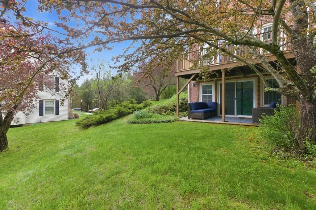 85 Town House Way Woodstock VT 05091