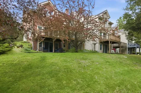 85 Town House Way Woodstock VT 05091