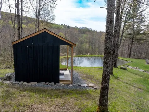 10 Hedgehog Hill Underhill VT 05489