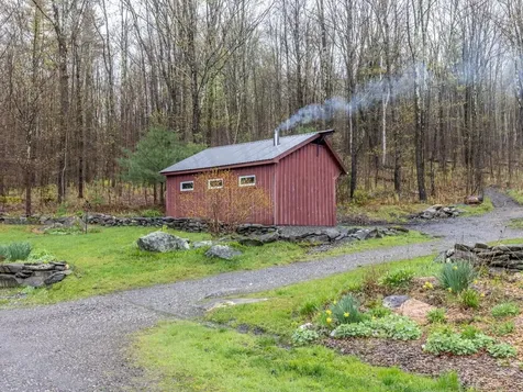 10 Hedgehog Hill Underhill VT 05489