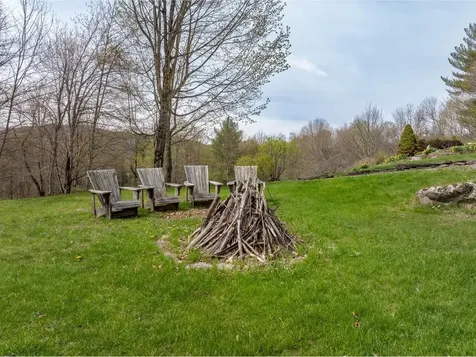 10 Hedgehog Hill Underhill VT 05489