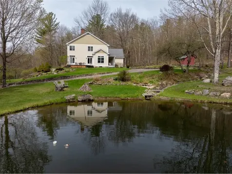10 Hedgehog Hill Underhill VT 05489