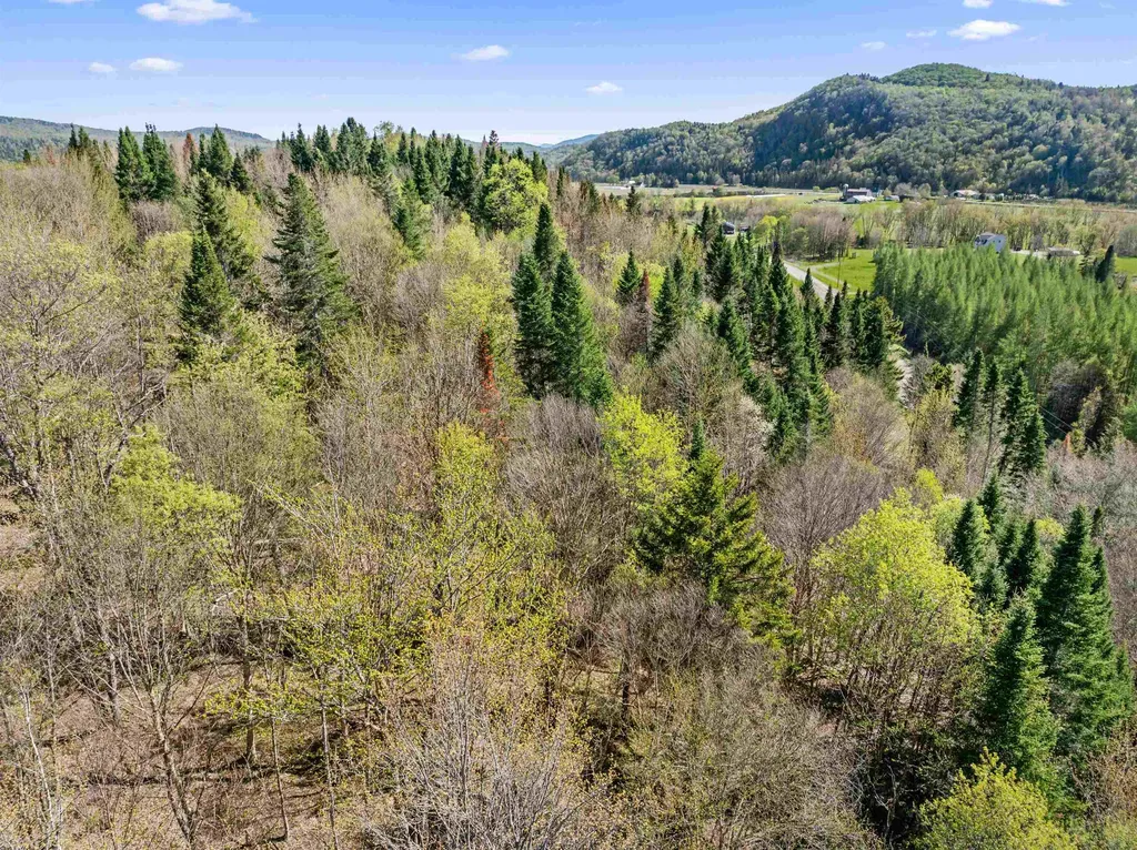 - Hall Stream Road Pittsburg NH 03592