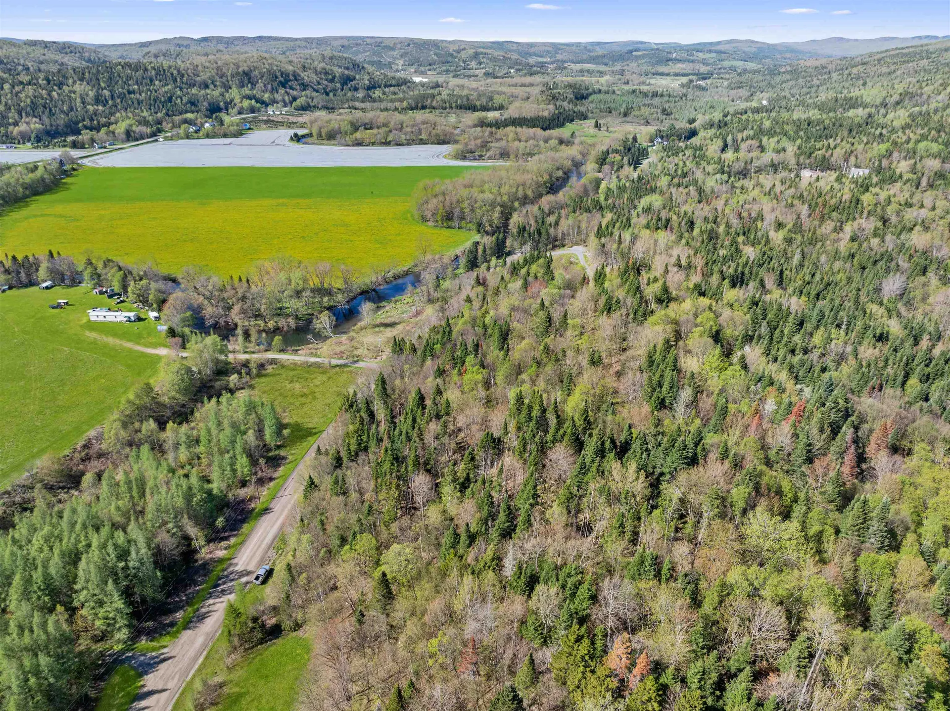 - Hall Stream Road Pittsburg NH 03592
