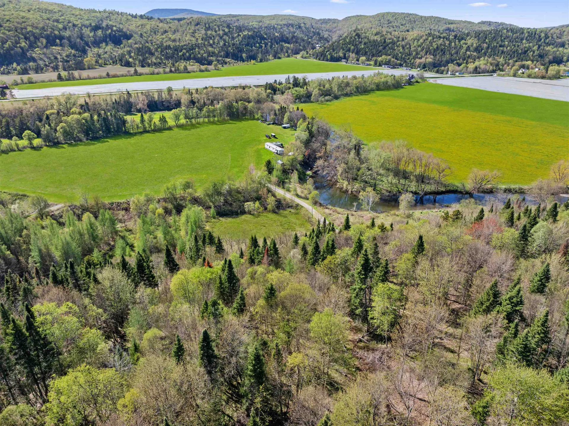 - Hall Stream Road Pittsburg NH 03592