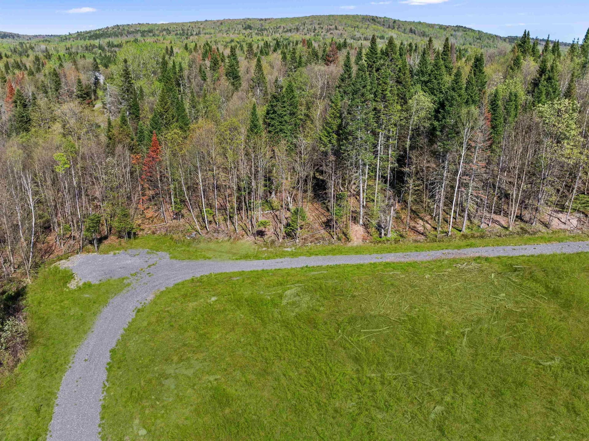 - Hall Stream Road Pittsburg NH 03592