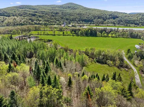 - Hall Stream Road Pittsburg NH 03592
