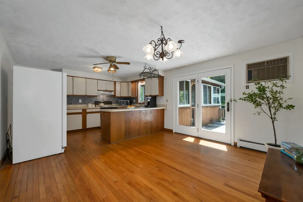 625 Coolidge Avenue Manchester NH 03102