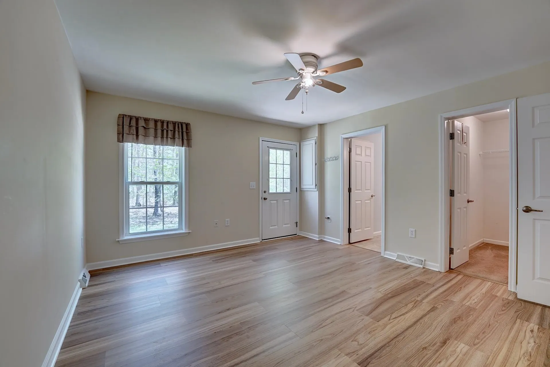 54 Aspen Way North Hampton NH 03862