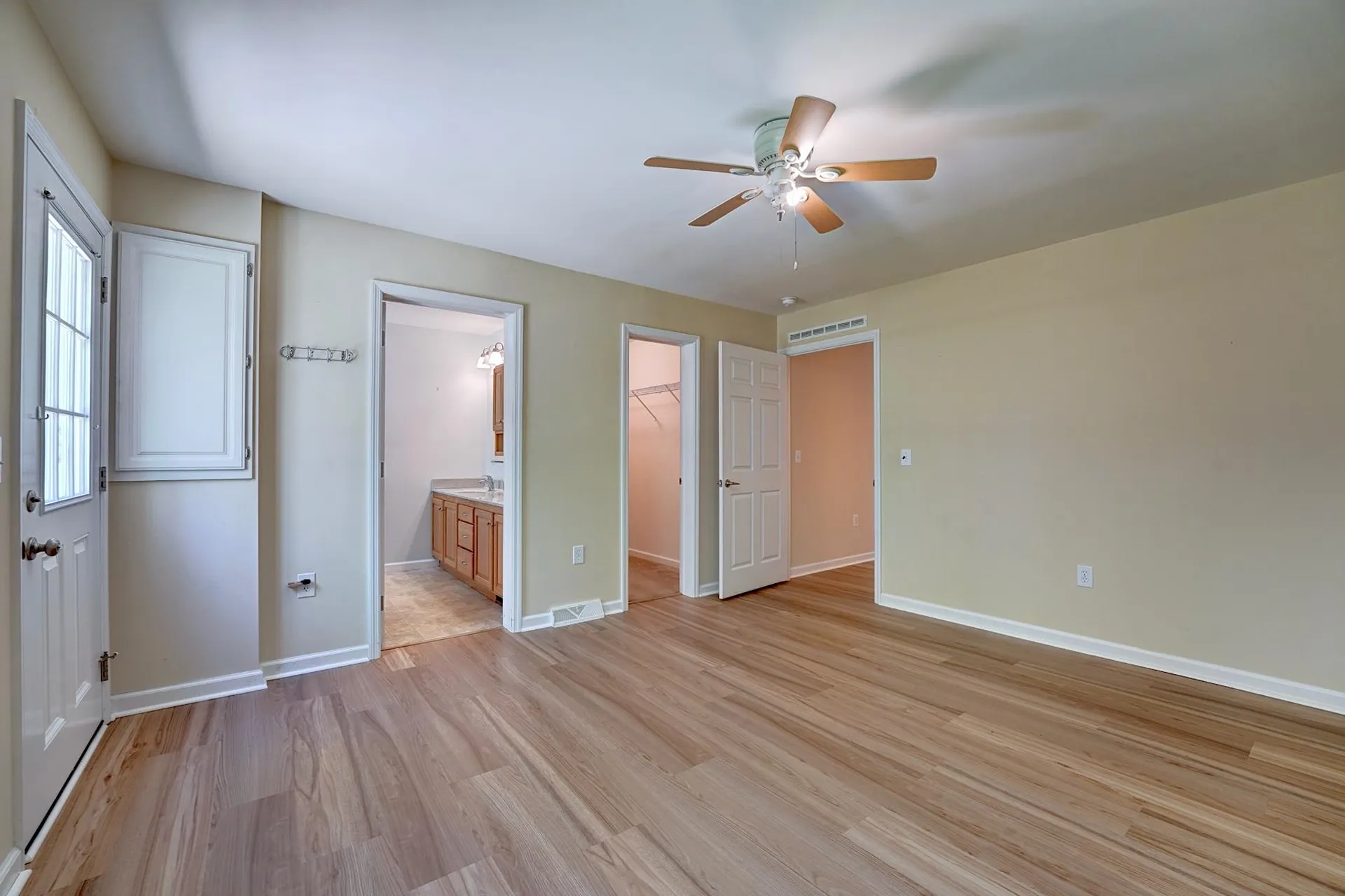 54 Aspen Way North Hampton NH 03862