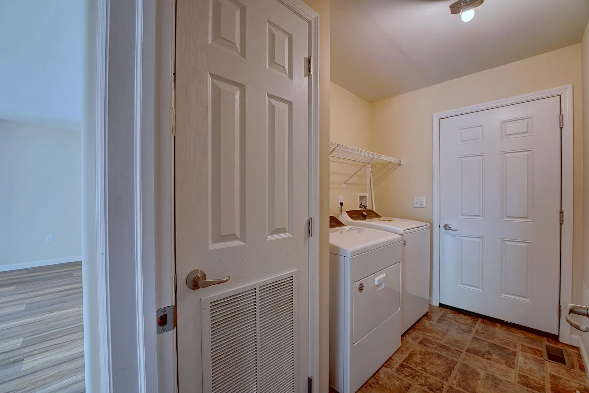 54 Aspen Way North Hampton NH 03862
