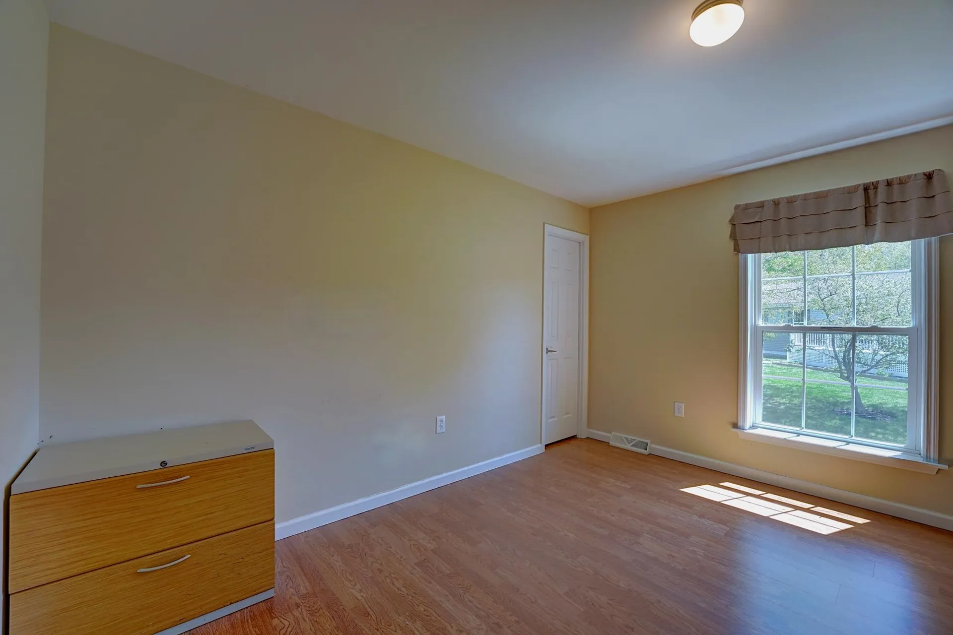 54 Aspen Way North Hampton NH 03862