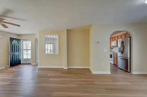 54 Aspen Way North Hampton NH 03862
