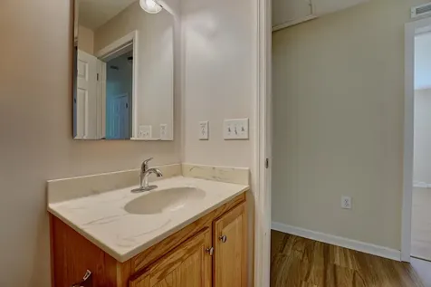 54 Aspen Way North Hampton NH 03862