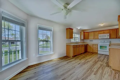 54 Aspen Way North Hampton NH 03862