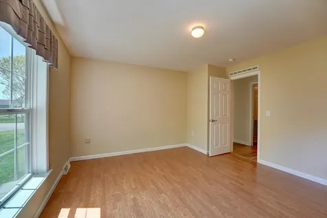 54 Aspen Way North Hampton NH 03862
