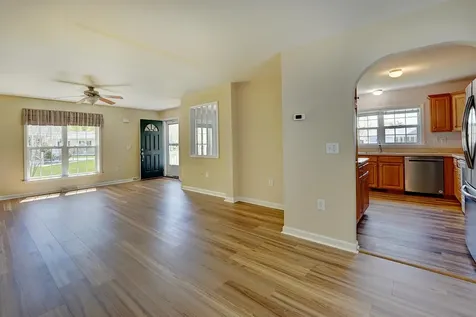 54 Aspen Way North Hampton NH 03862