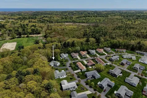 54 Aspen Way North Hampton NH 03862